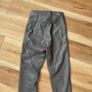 Bona fide lined faux leather leggings size xs euc